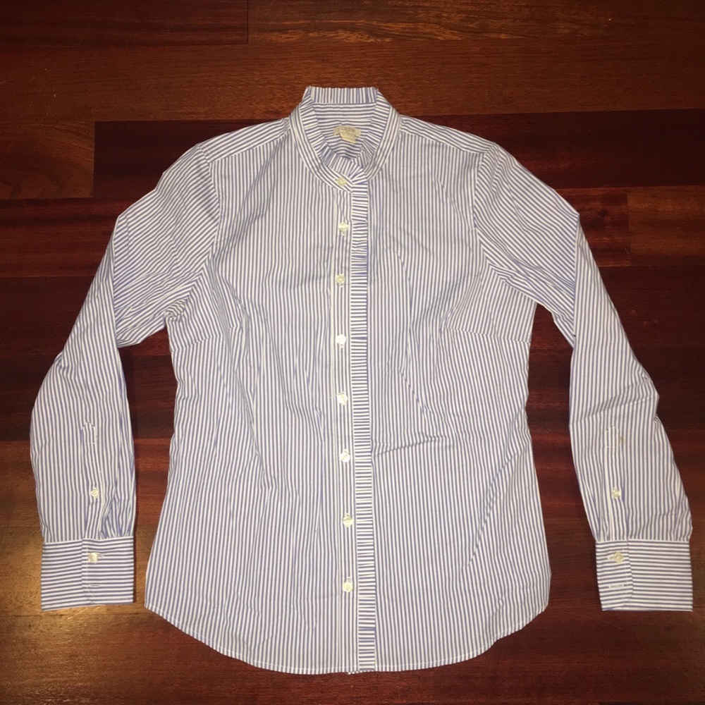 Women’s Blue/White striped button down shirt